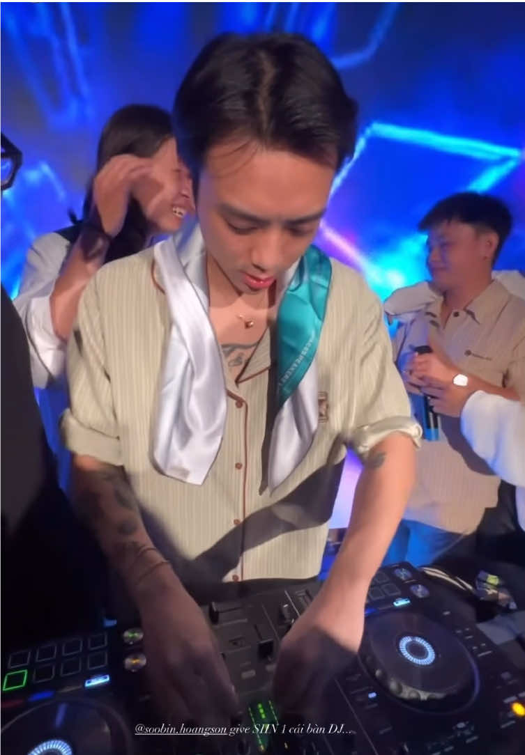 @109.92 𝑭𝑴.𝑺𝑯𝑵