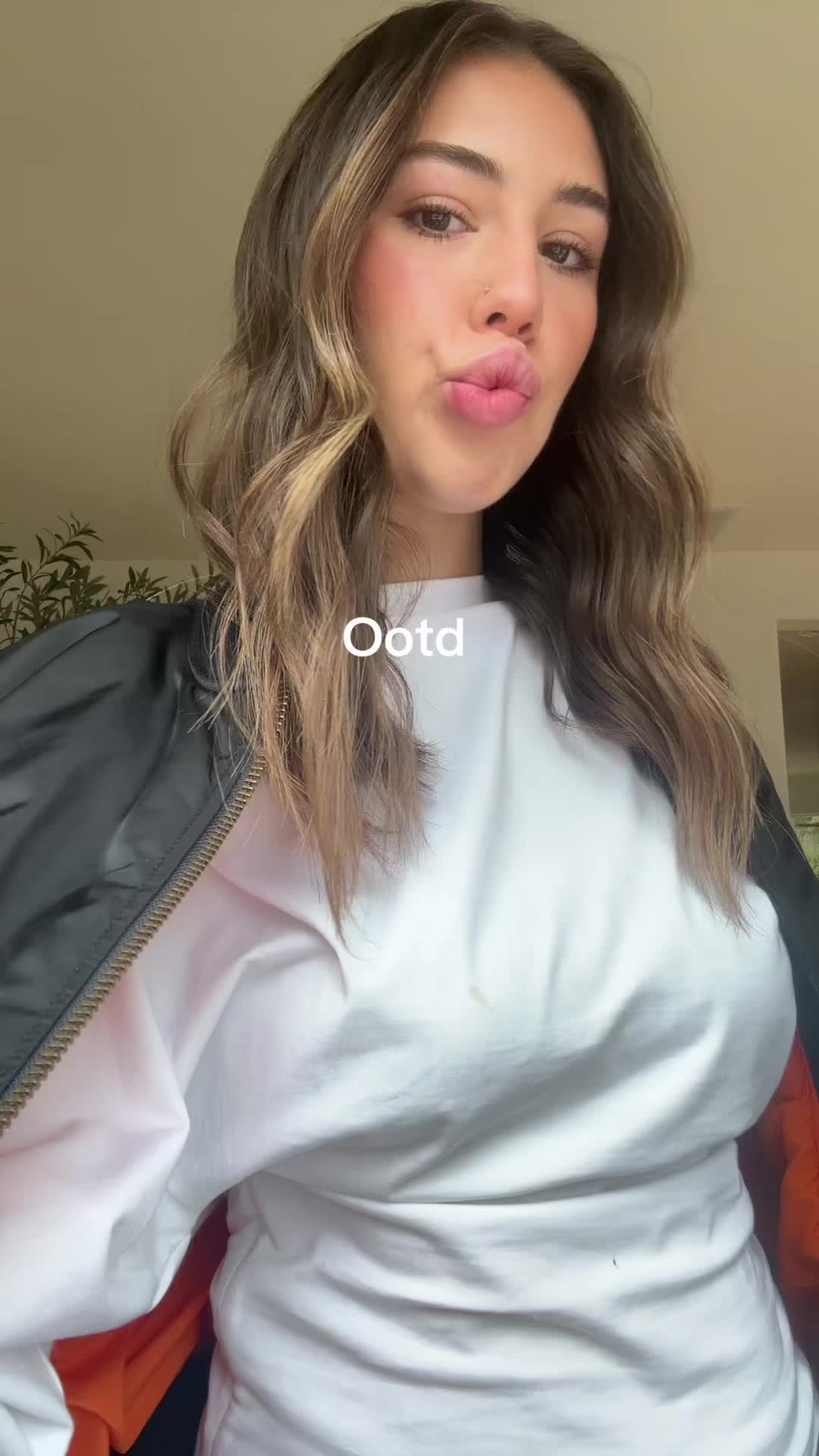 @M🌟