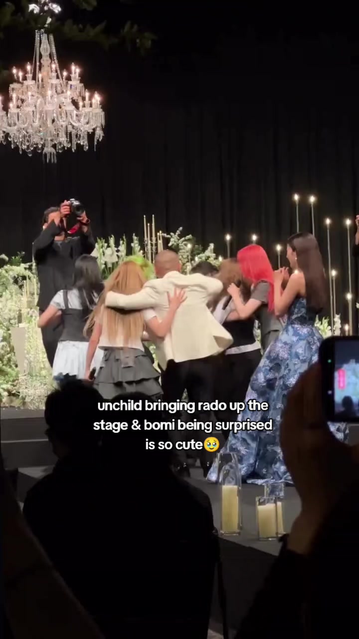 @shan saw apink in mnl 𐔌˙.