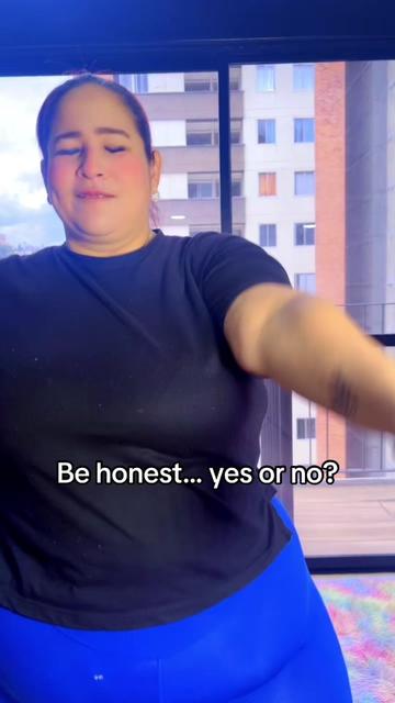 @lola
