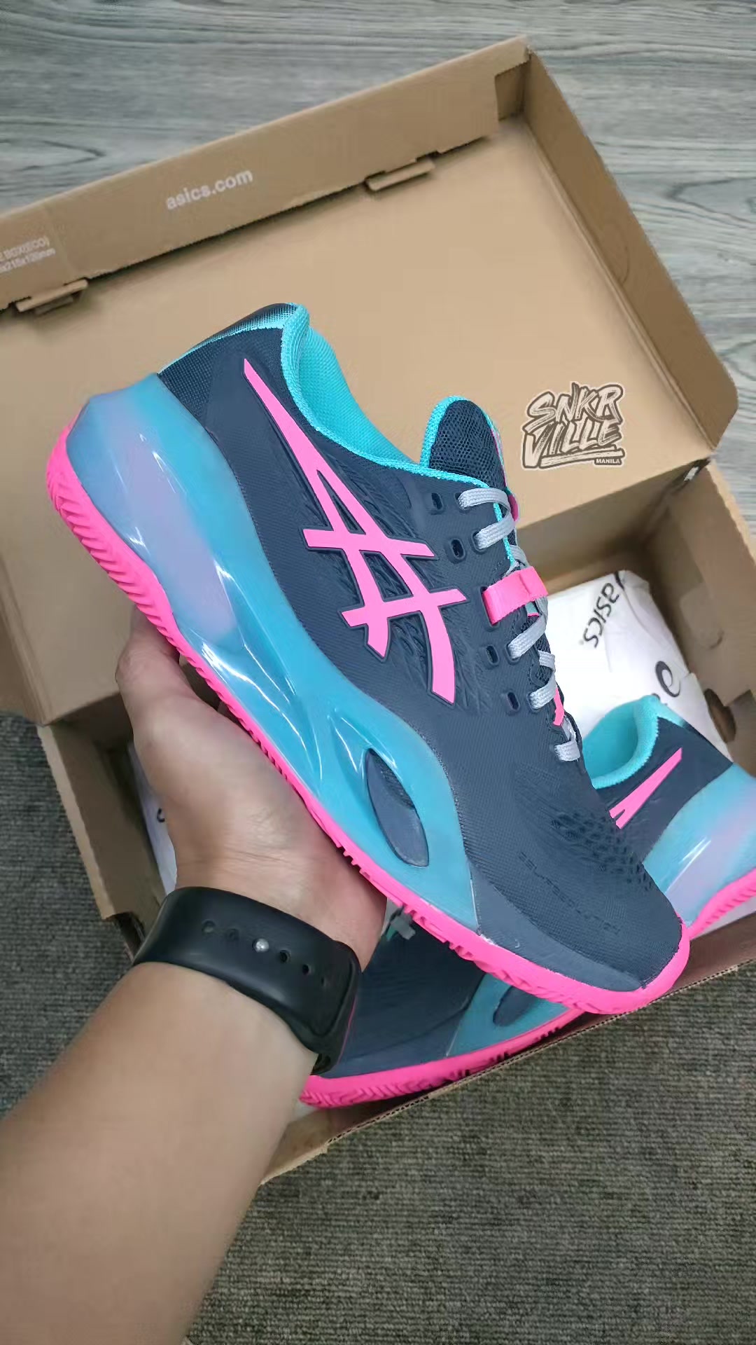 @sneaker.ville