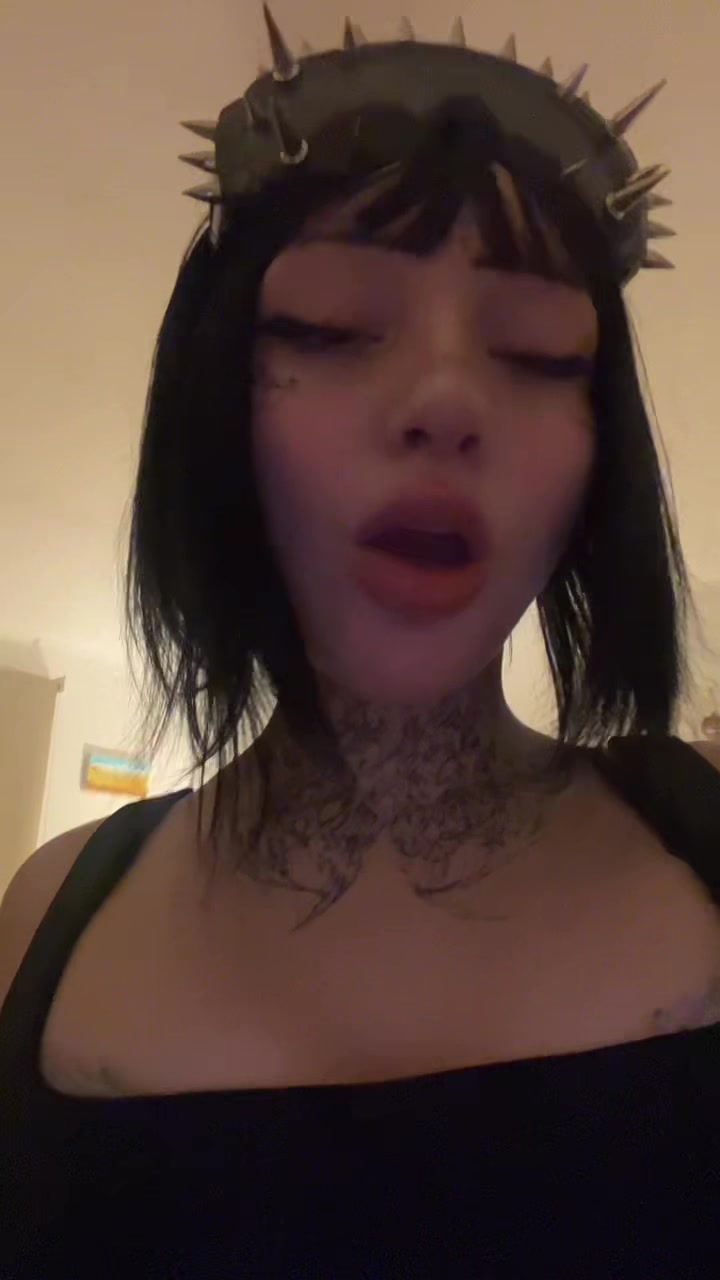 @Vaneeee