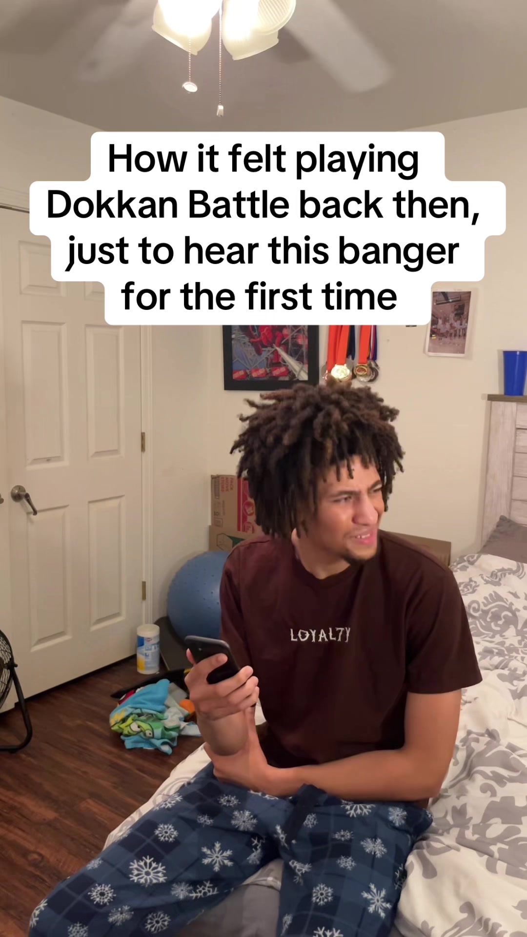 @ITZZ$kovie