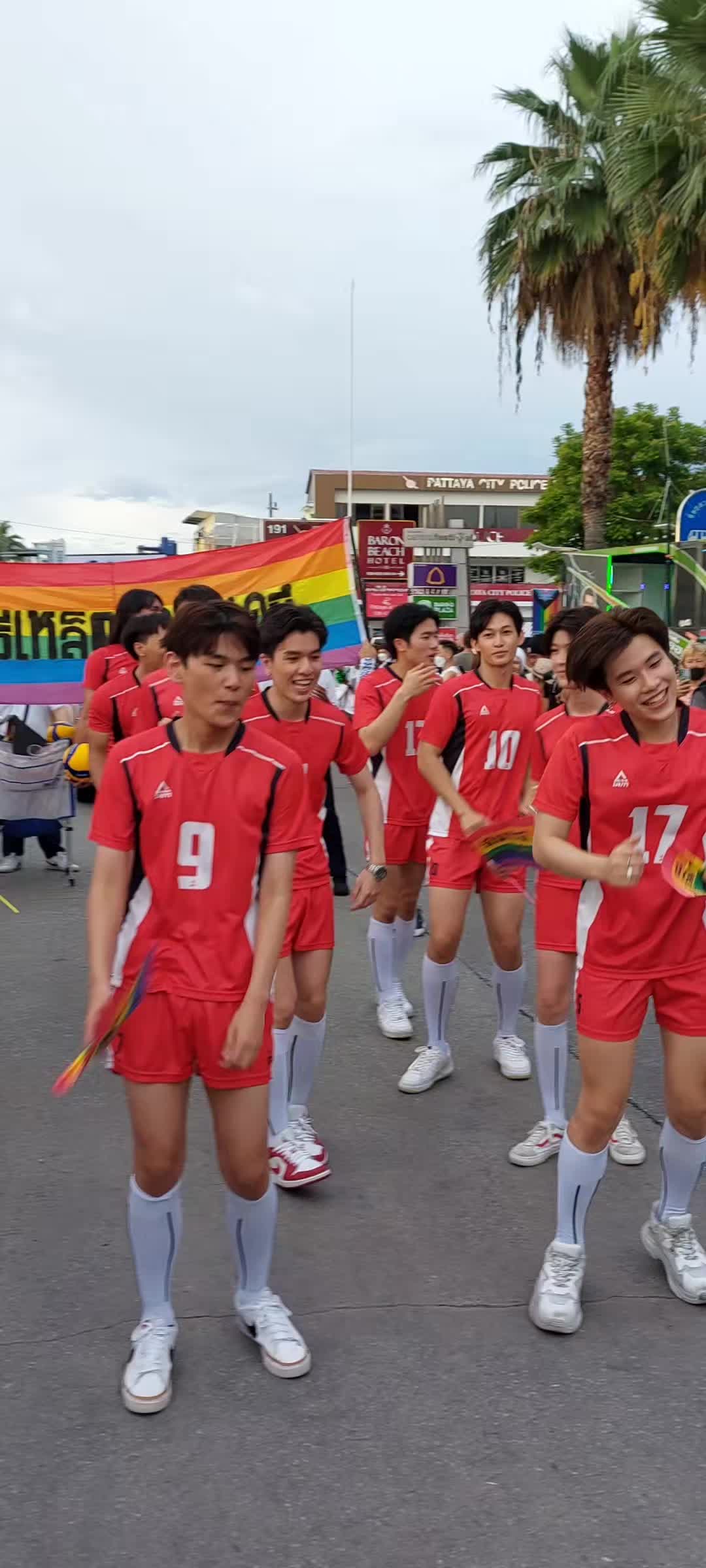 @Kiingtingtong