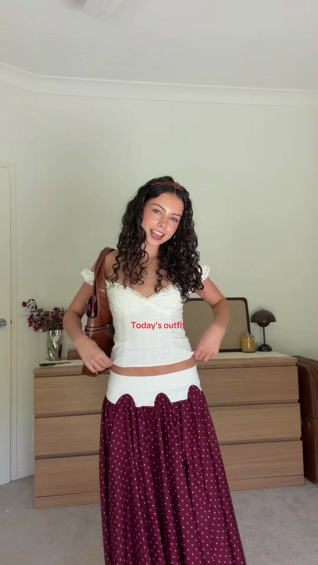 @Ava