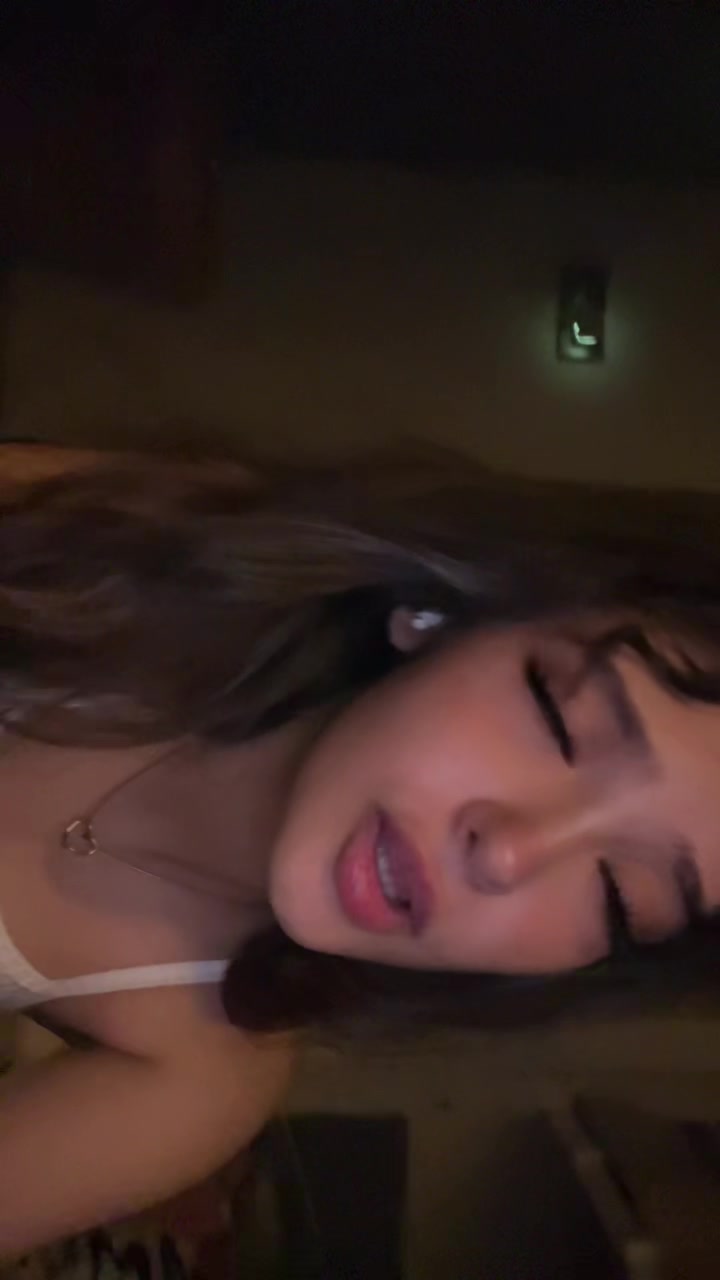 @elena