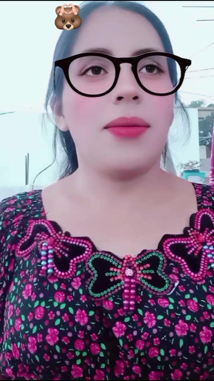 @rebecachiyal2