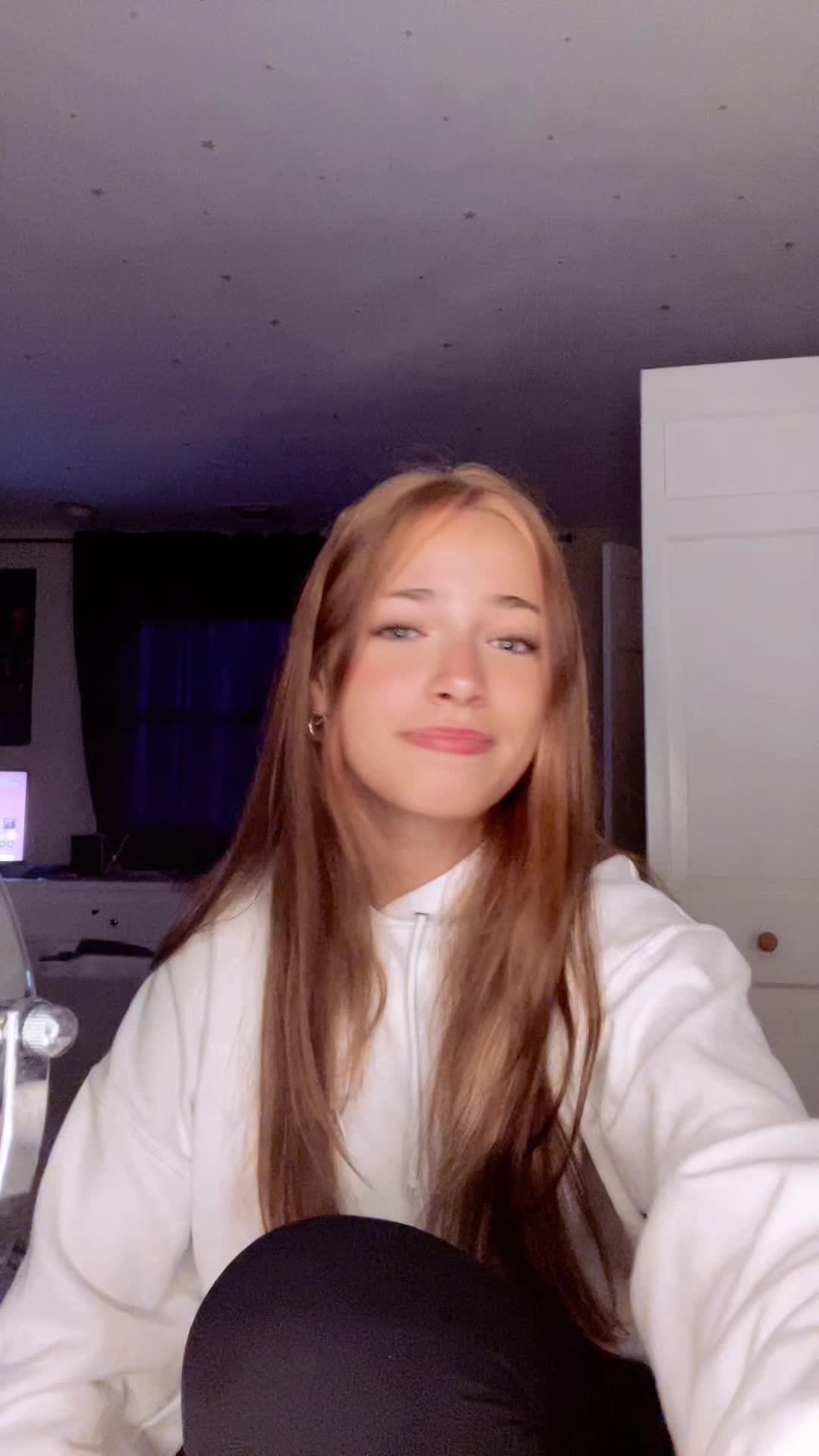 @anabellll