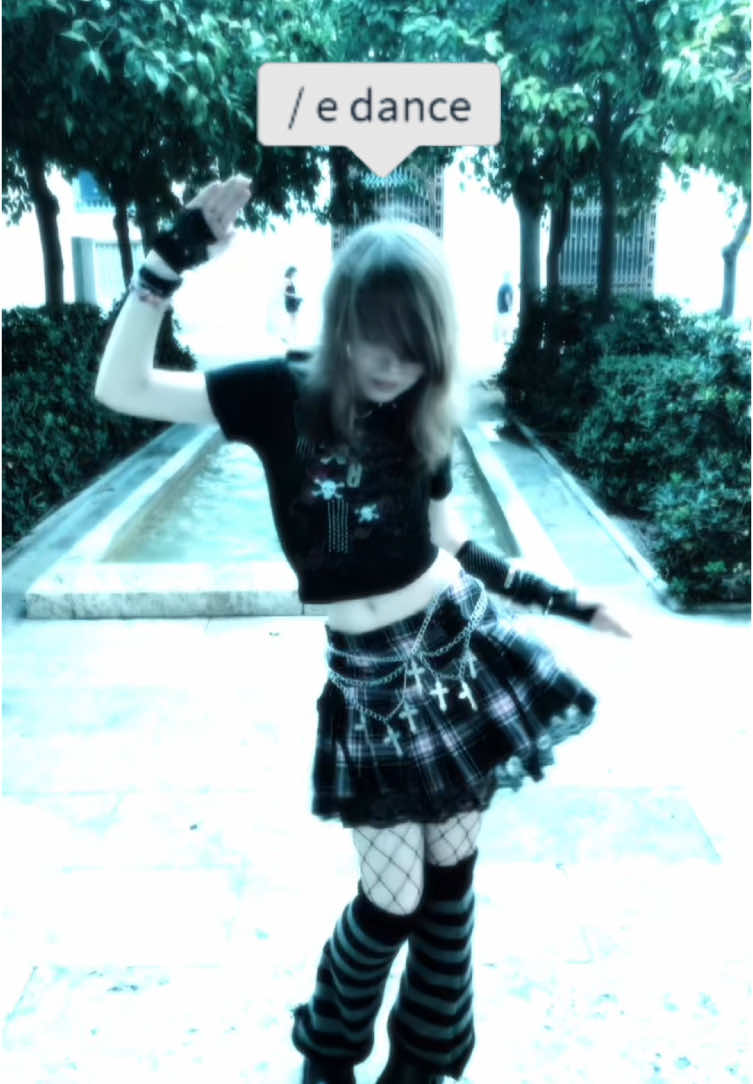 @𝔏𝔬𝔯𝔡 𝔬𝔣 𝔇𝔞𝔯𝔨𝔫𝔢𝔰𝔰