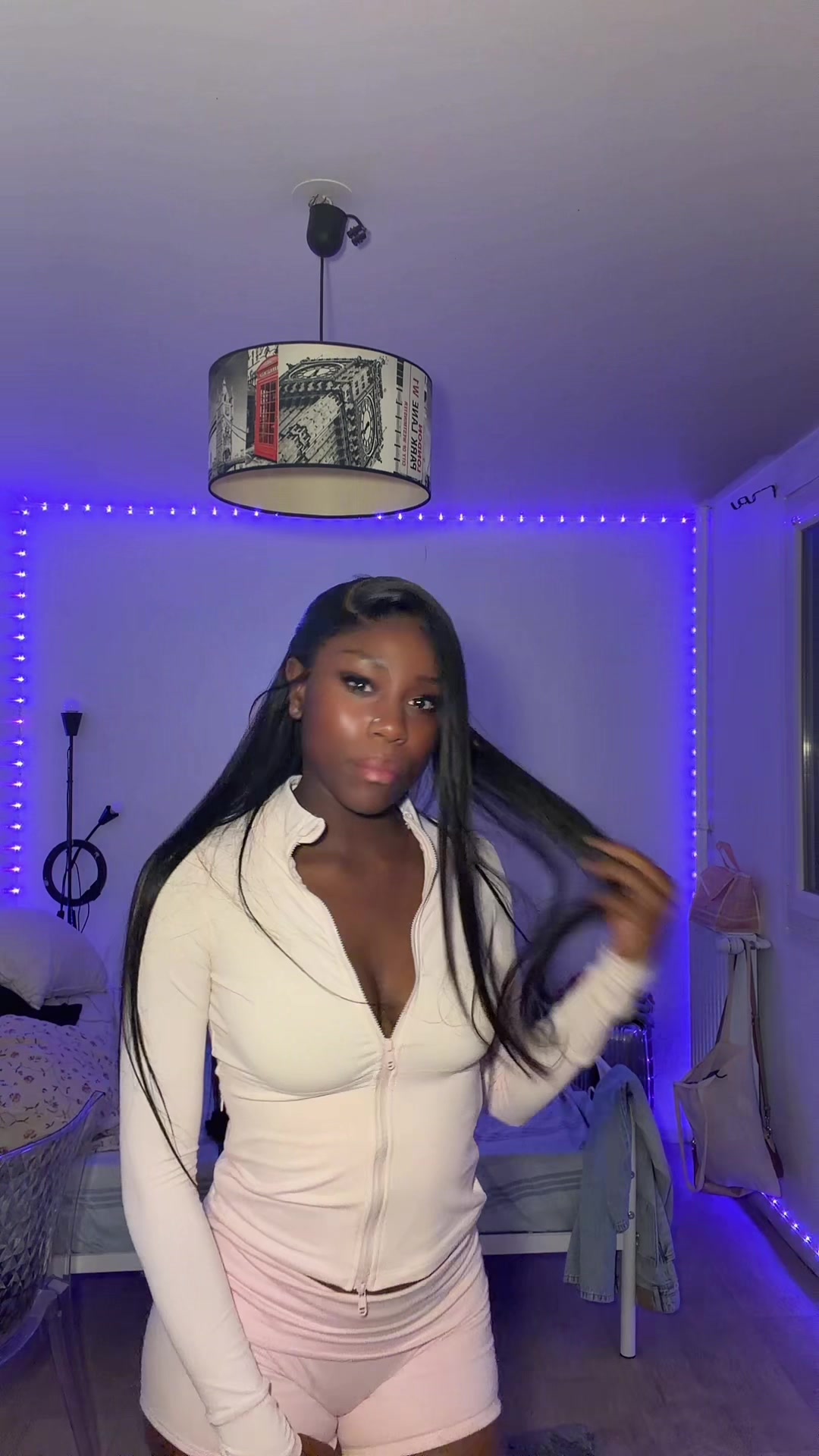 @glwdys_