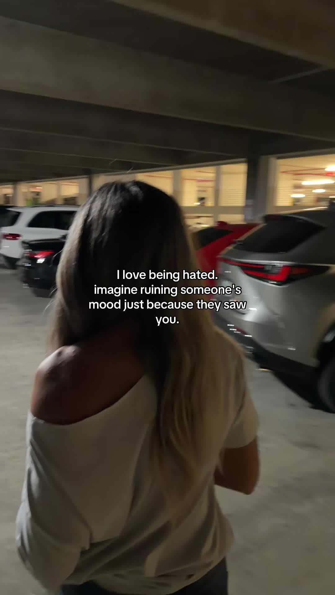 @Ella