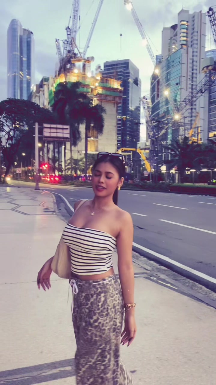 @Jhervina