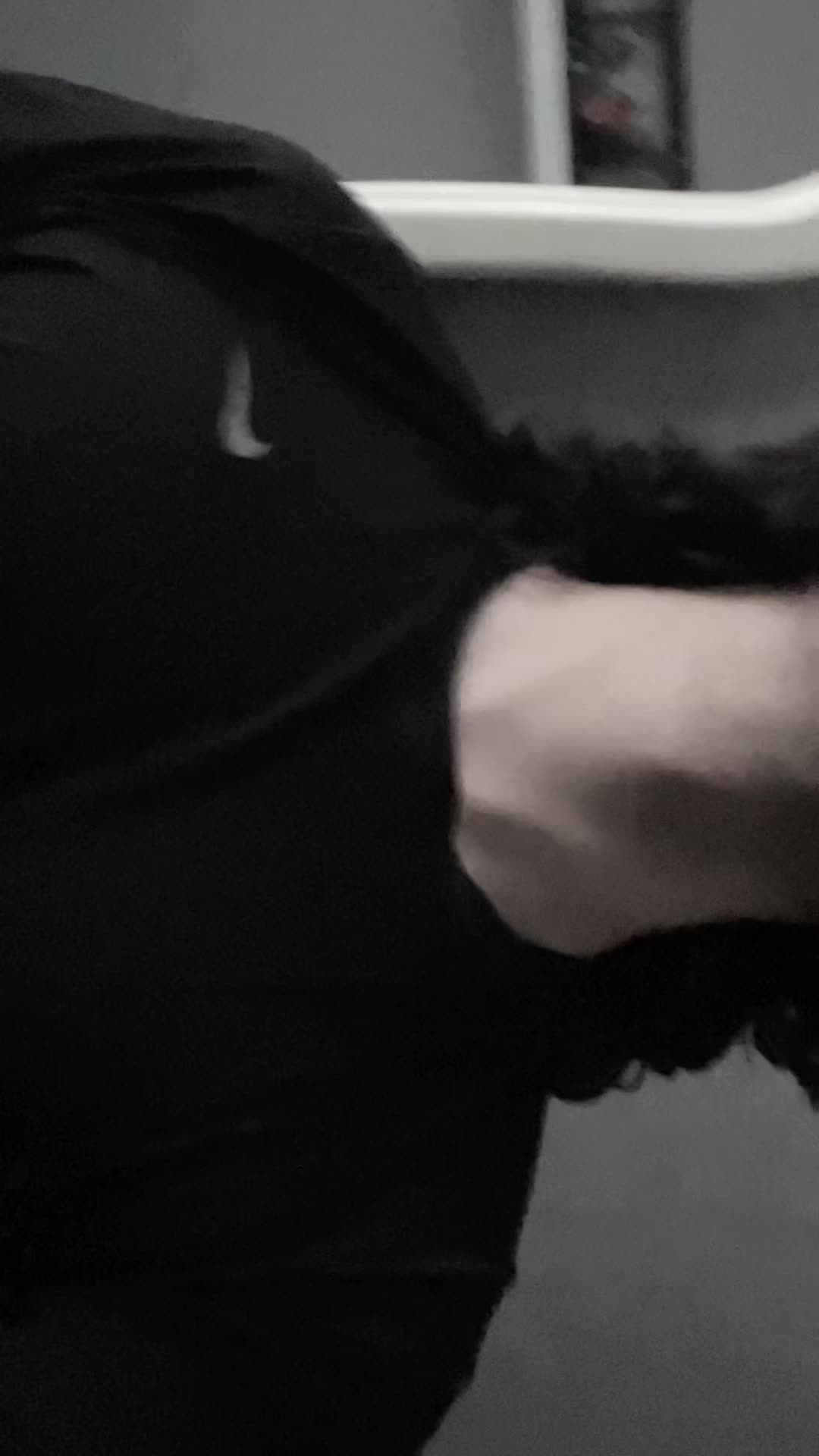@blooodyravenn