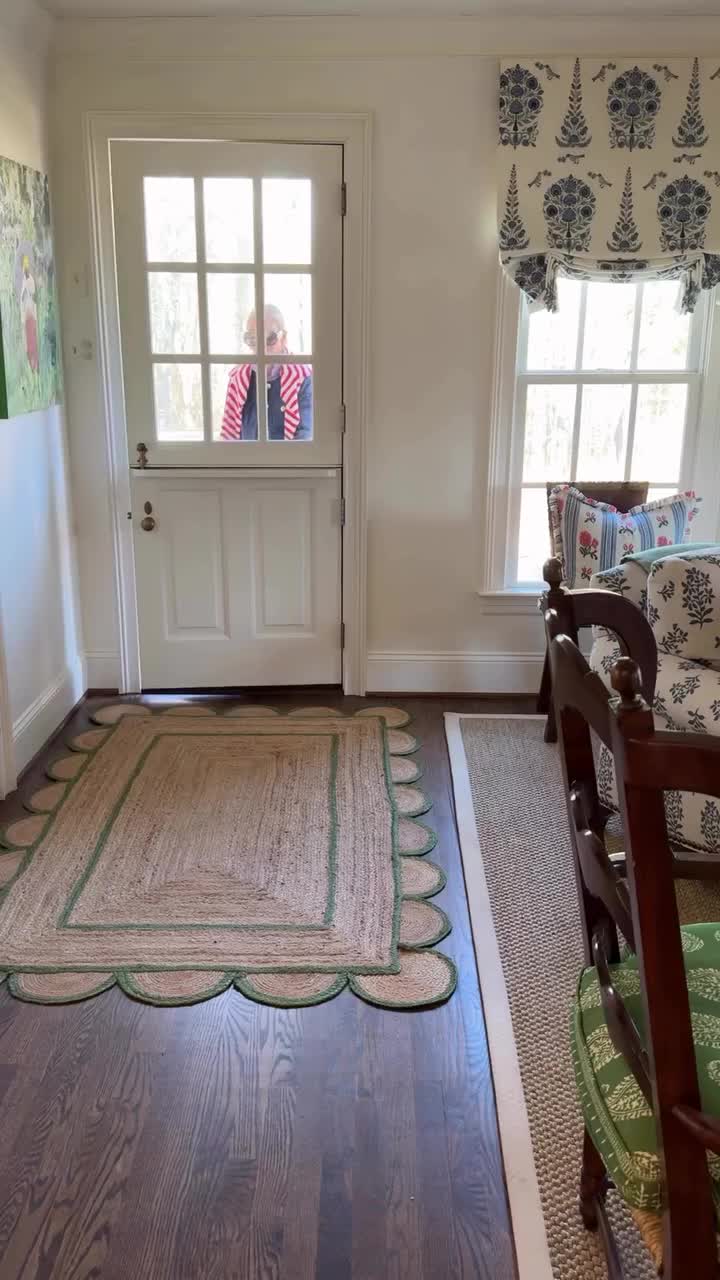 @A_Sutherland_Belle
