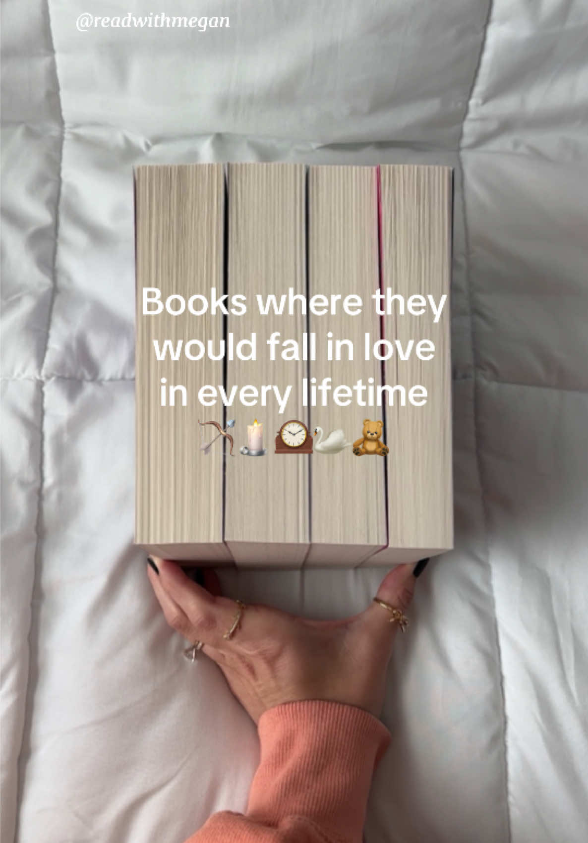 @readswithmegan