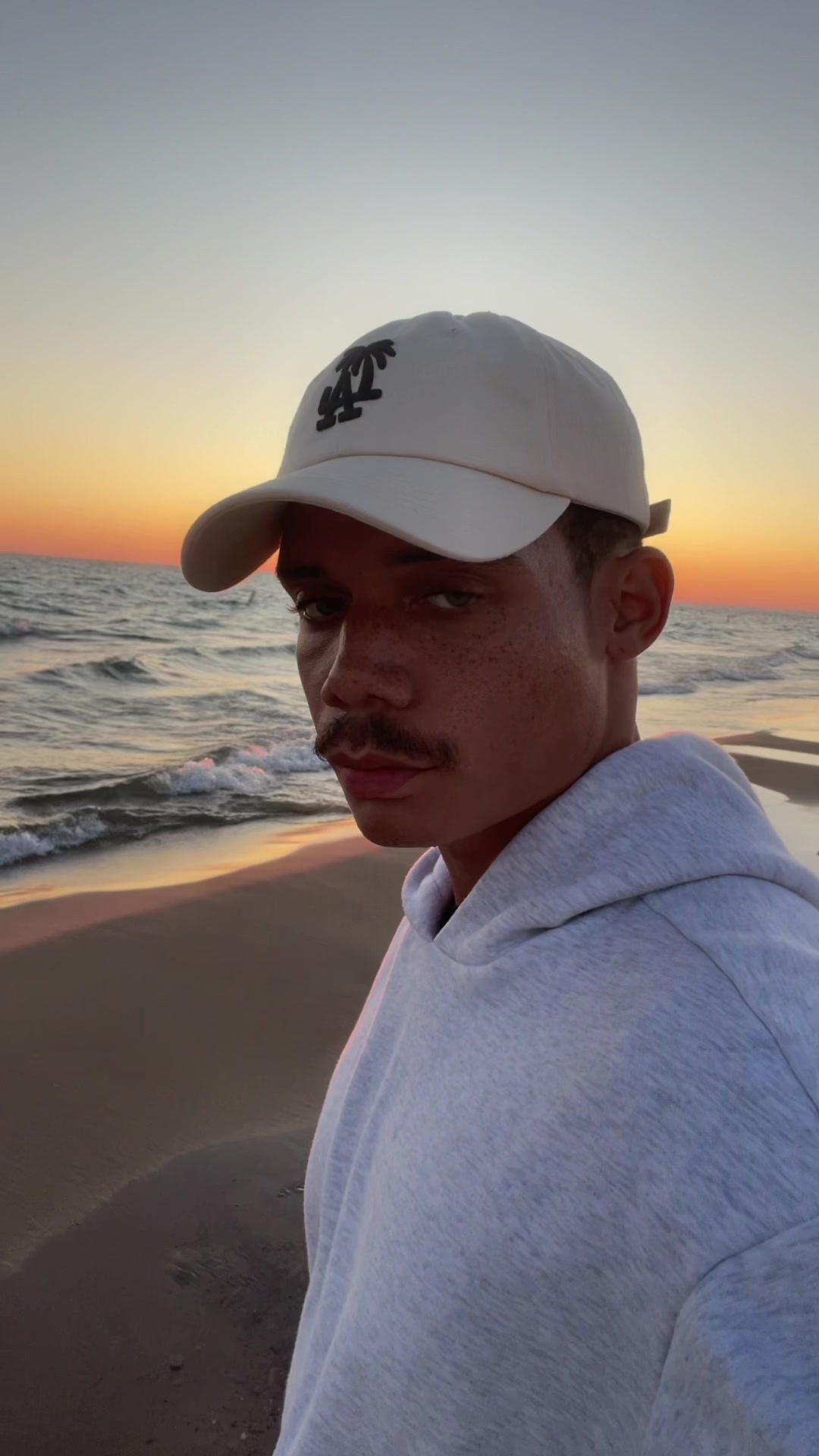 @j4d0n