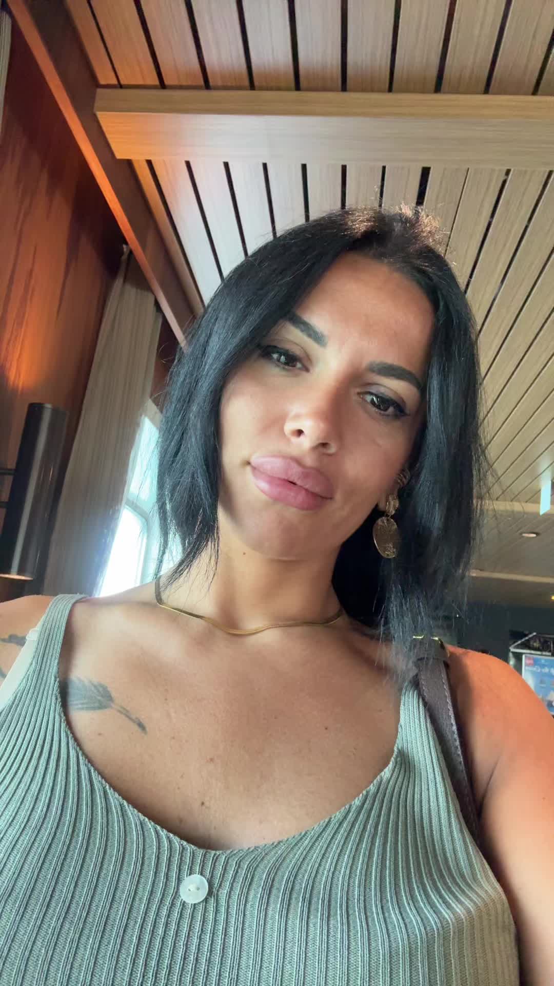 @Daniela Dany♉
