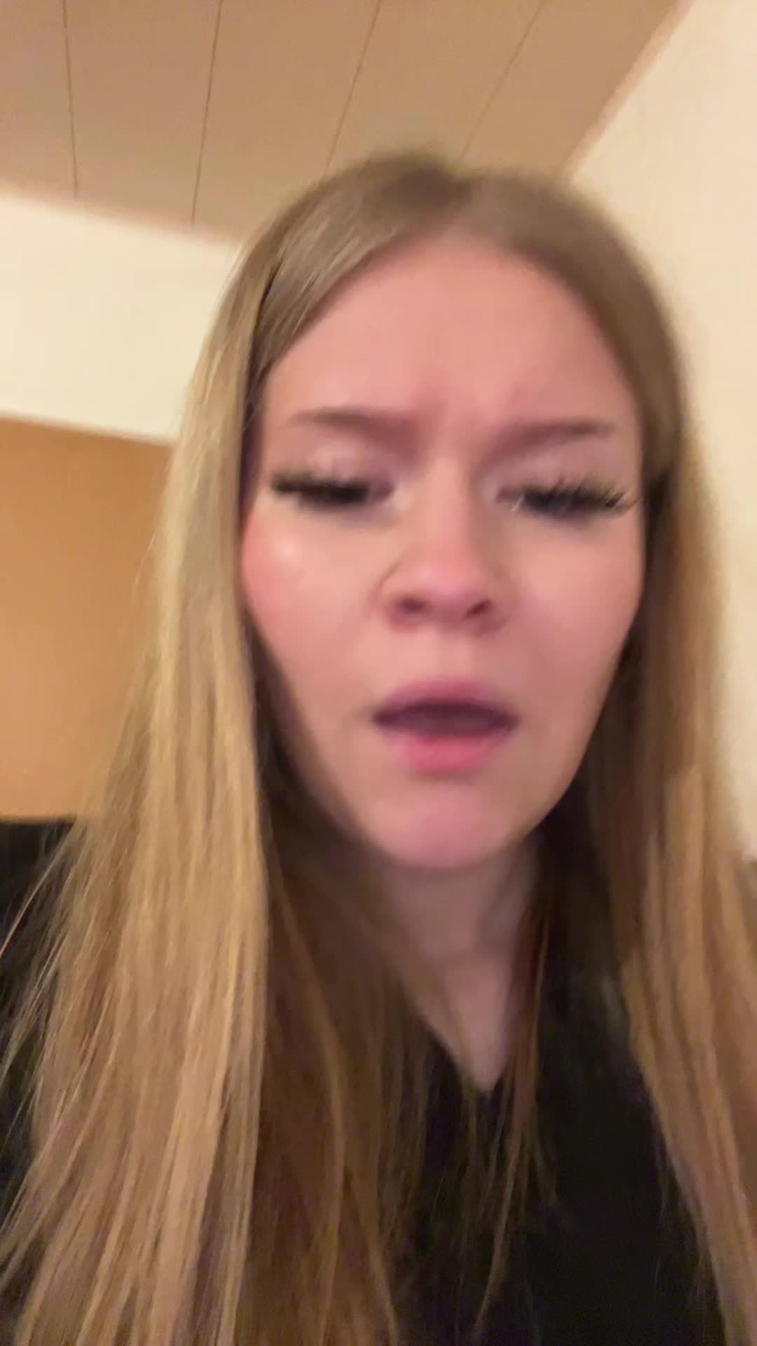 @Samantha