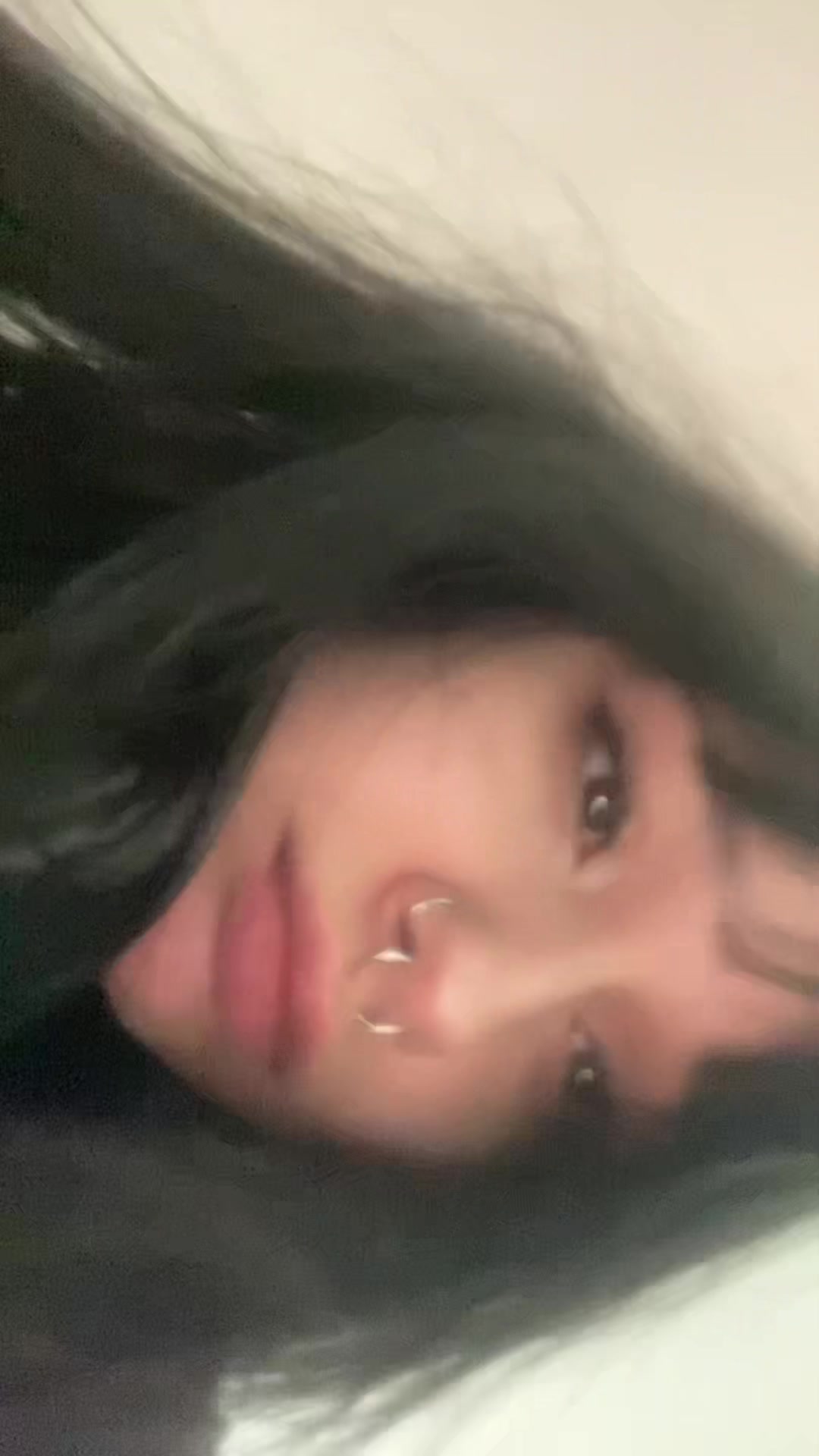 @Aprillollli >:(