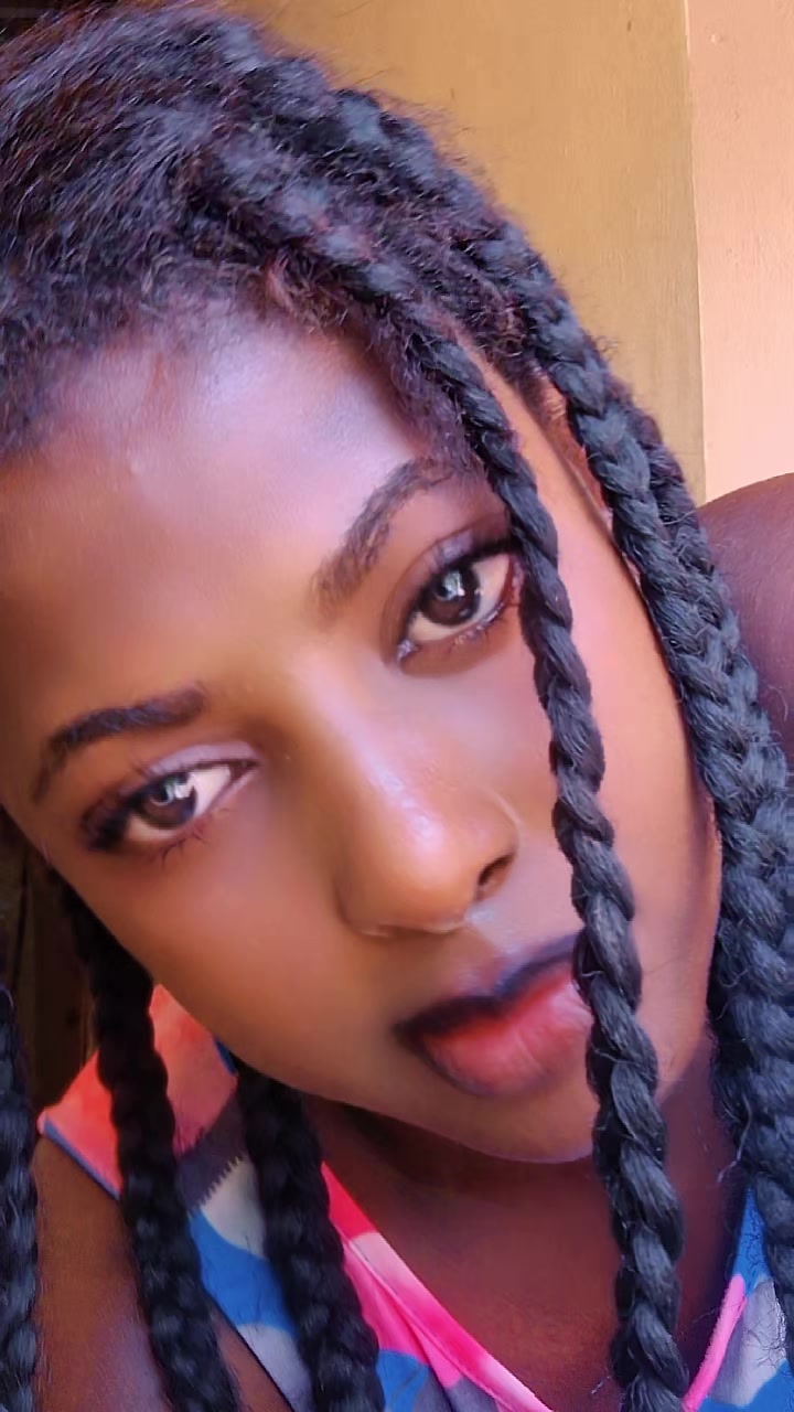 @sherloo la courageuse