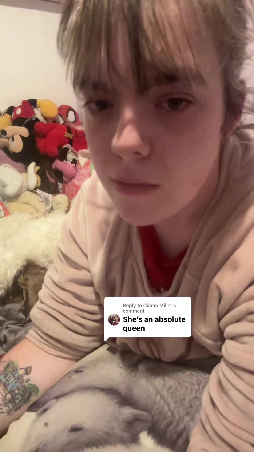 @Emꨄ