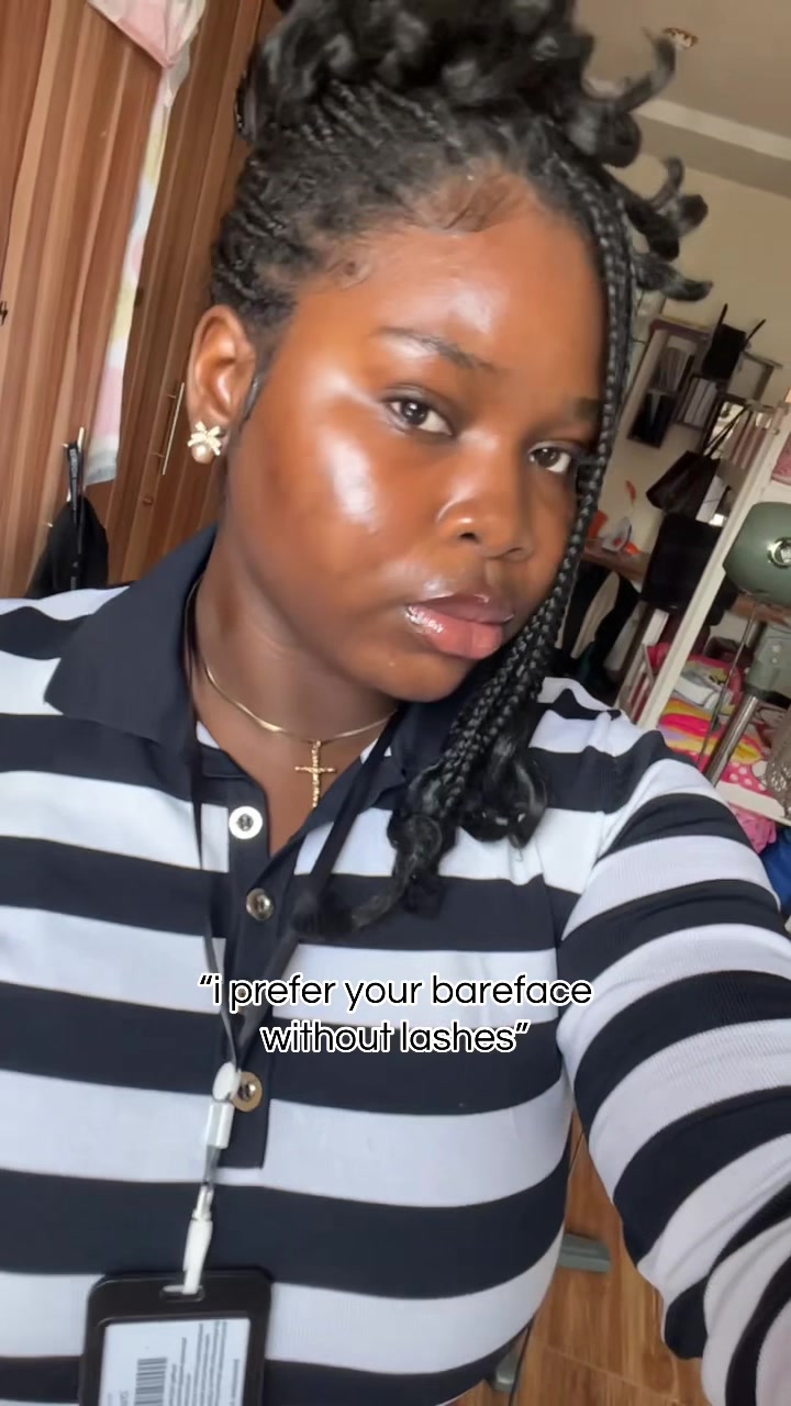 @𝓣𝓱𝓮𝓻𝓮𝓪𝓵𝓜𝓲𝓬𝓱𝓮𝓵𝓵𝓮
