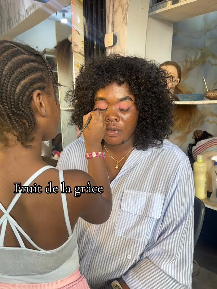 @Milaine Mujinga coiffure