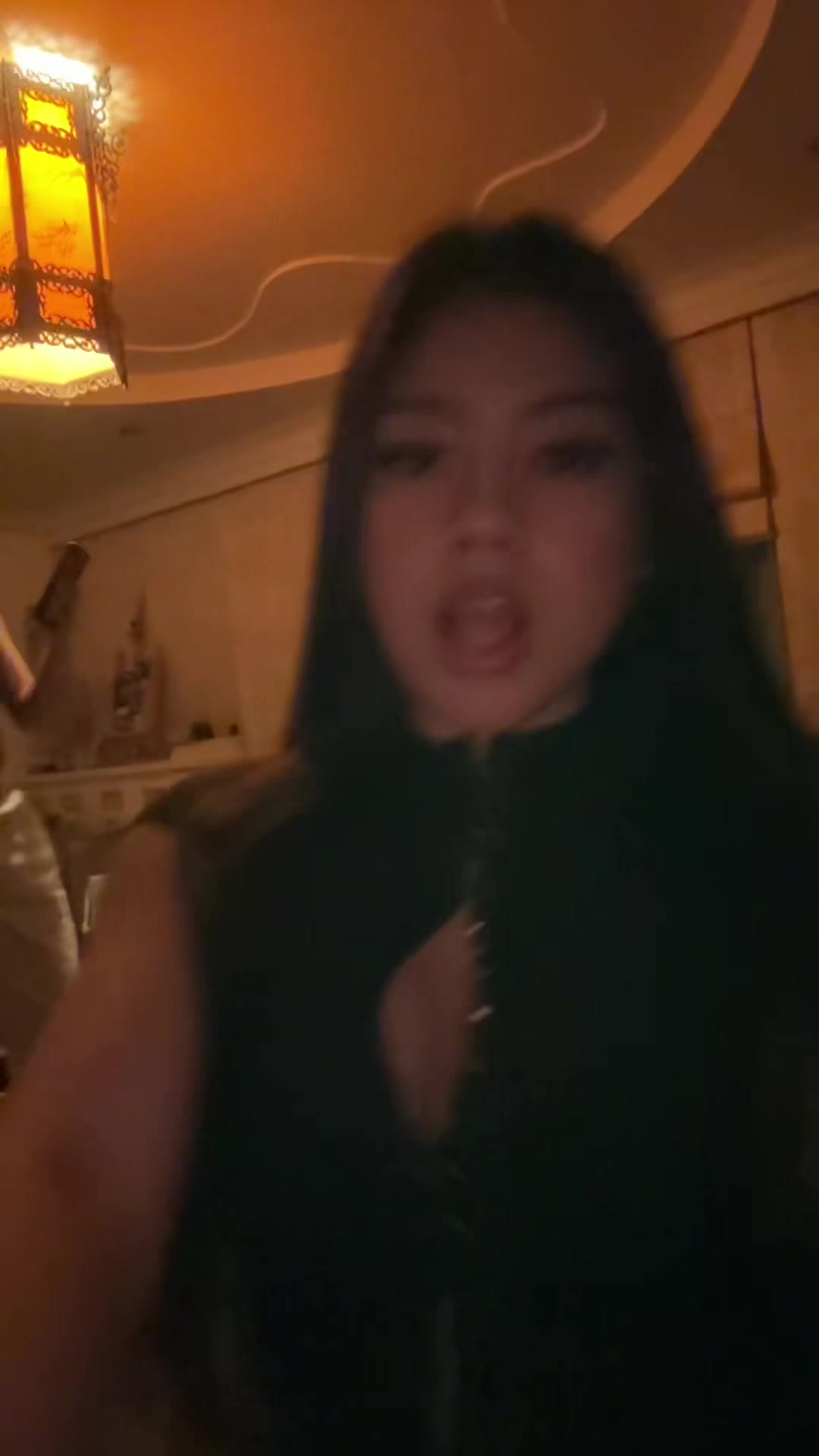 @isabell