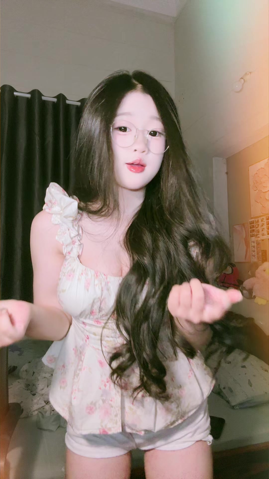 @Nhật Linh đời thường🩴