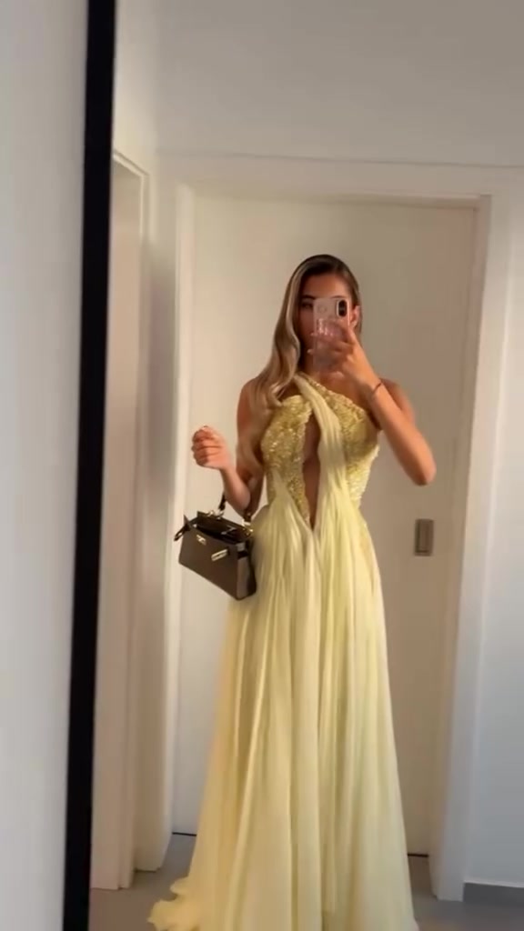 @Dresses by Ivona