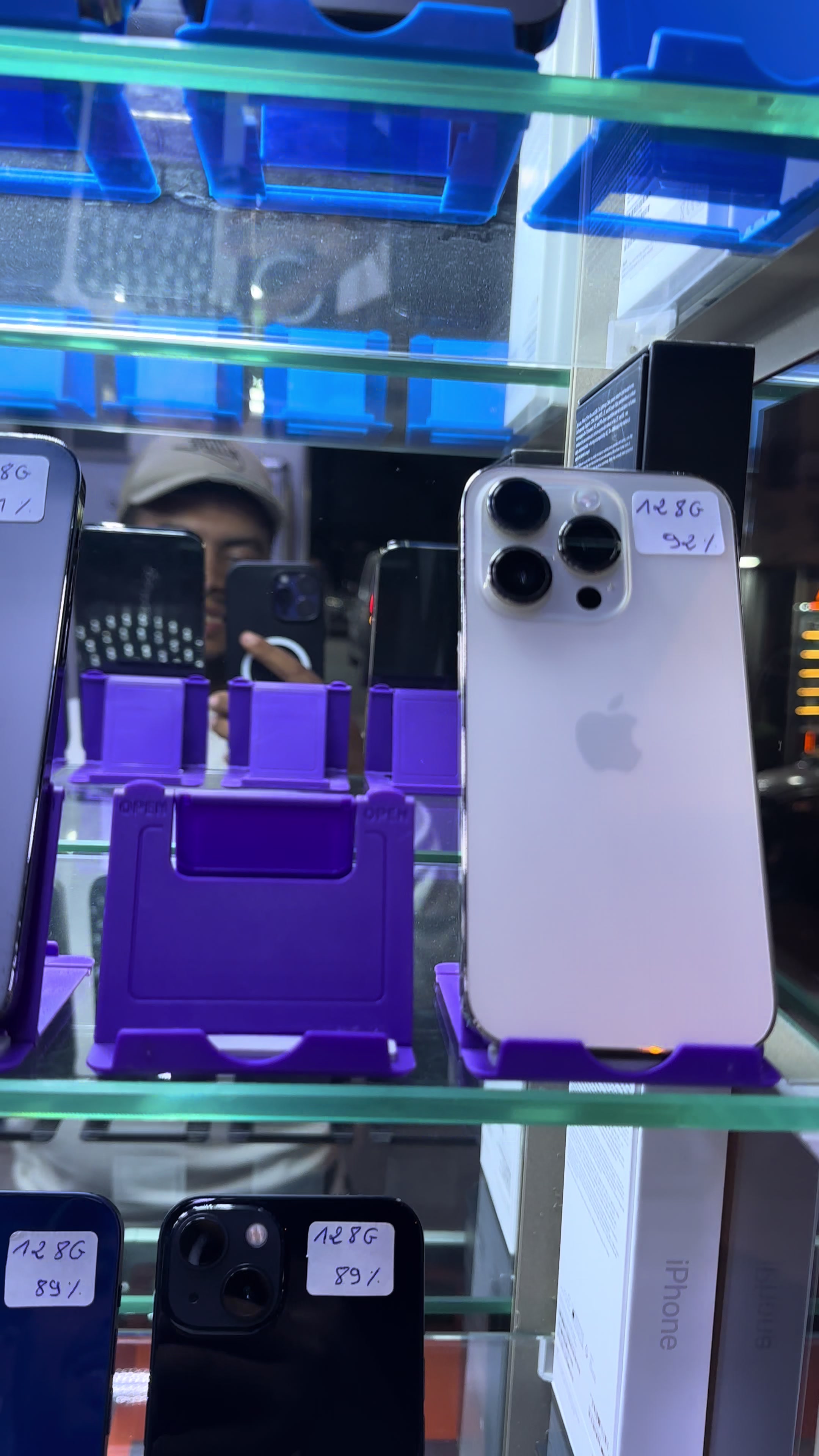 @&Oslash;uss&acirc;m&agrave; phone 