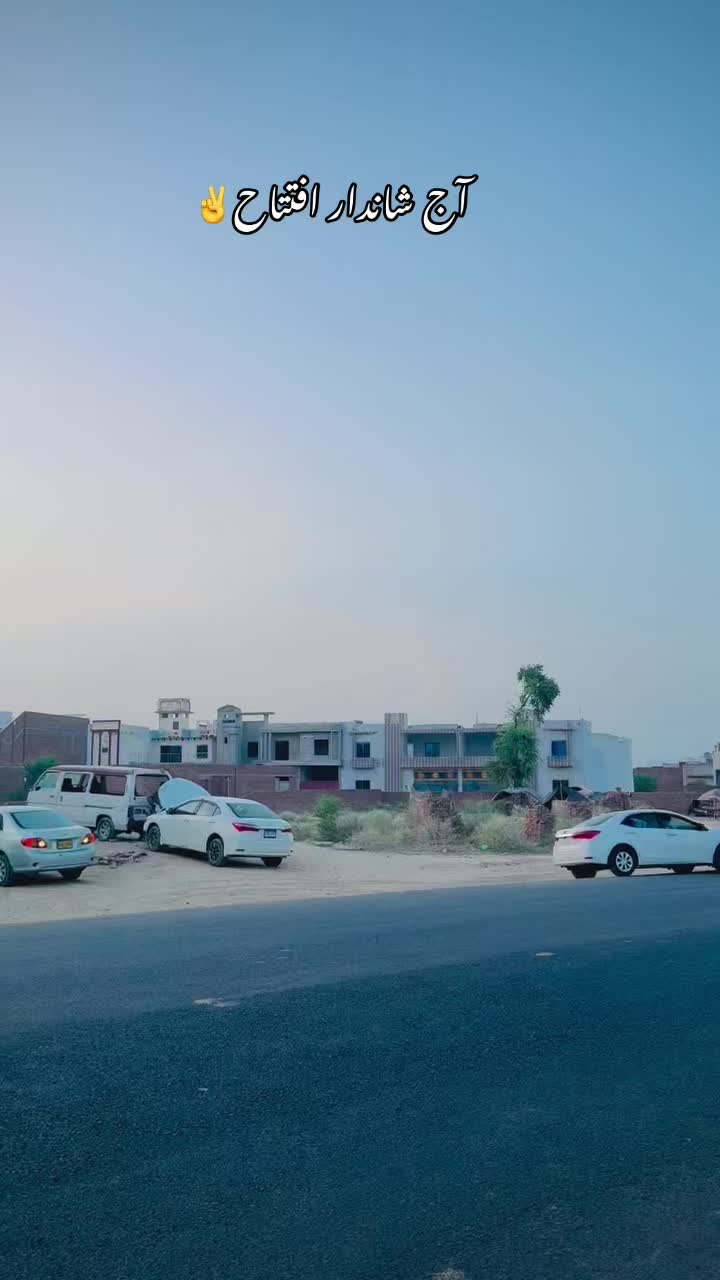 @َلکھاری ُبٹر✍🏻🎬