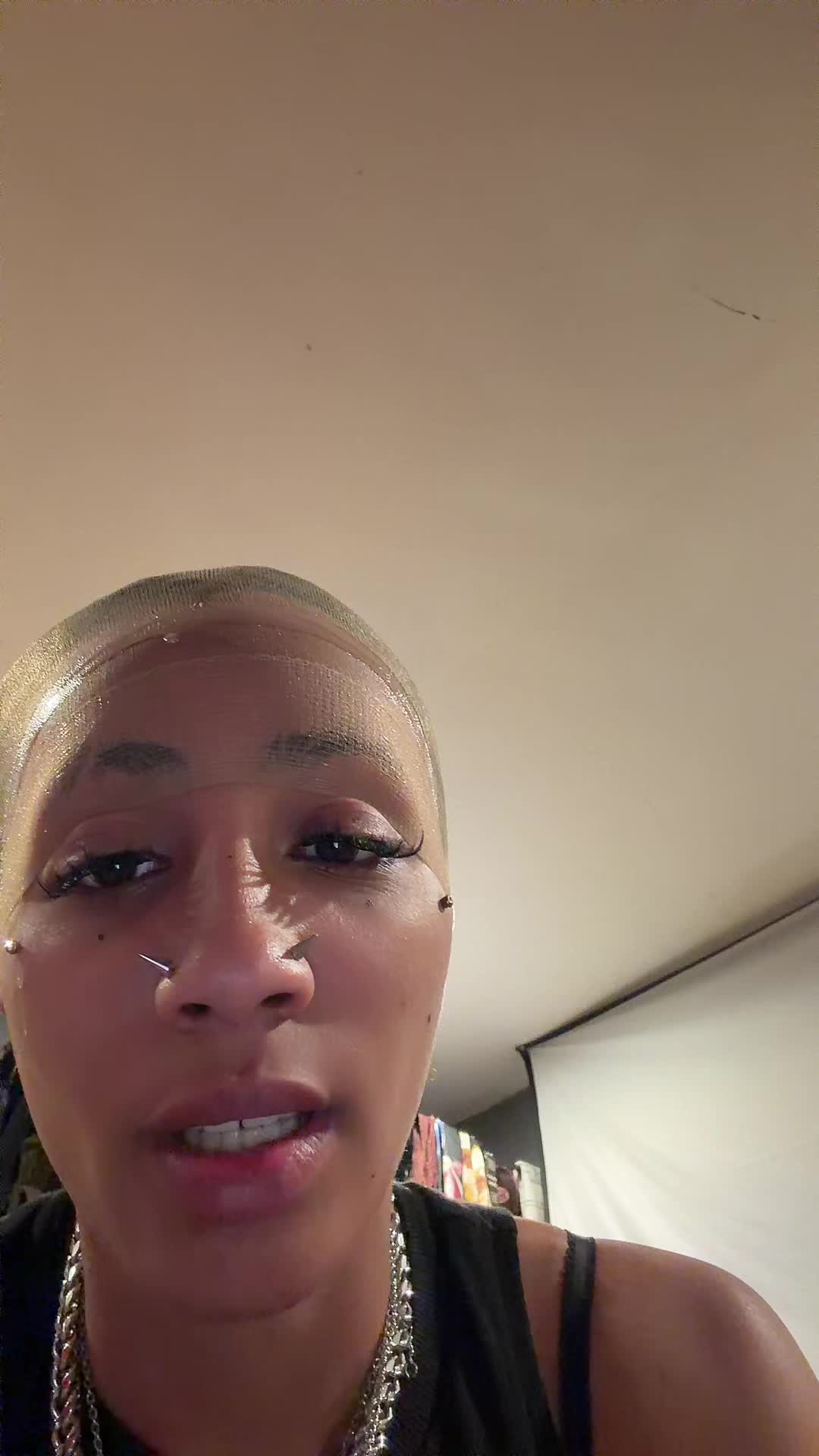@wrlddomiinxn