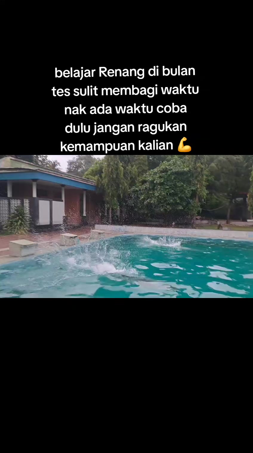 @Ria swimming NTT
