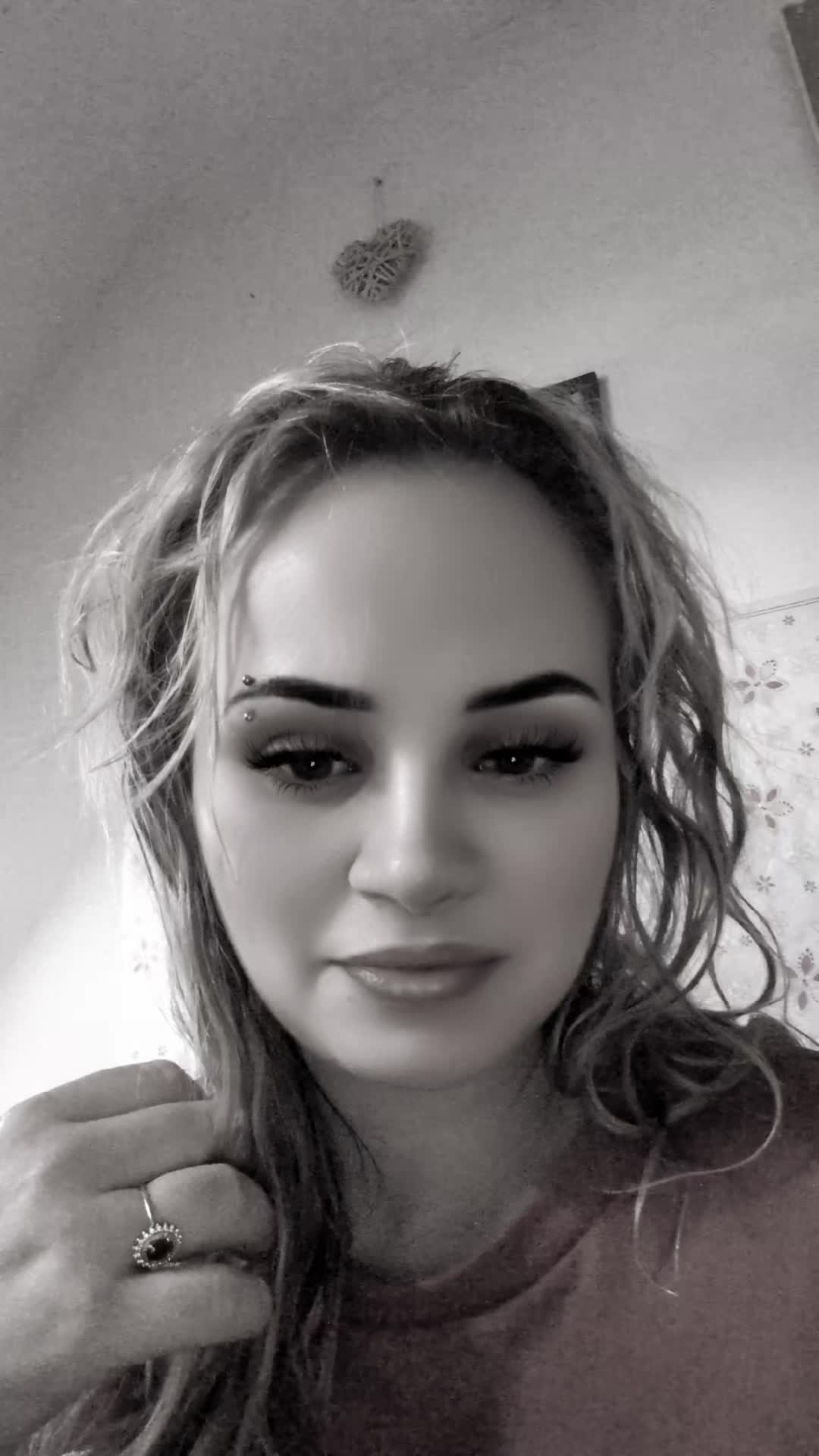 @Paulina Paula 🇩🇪🇩🇪🇵🇱🇵🇱