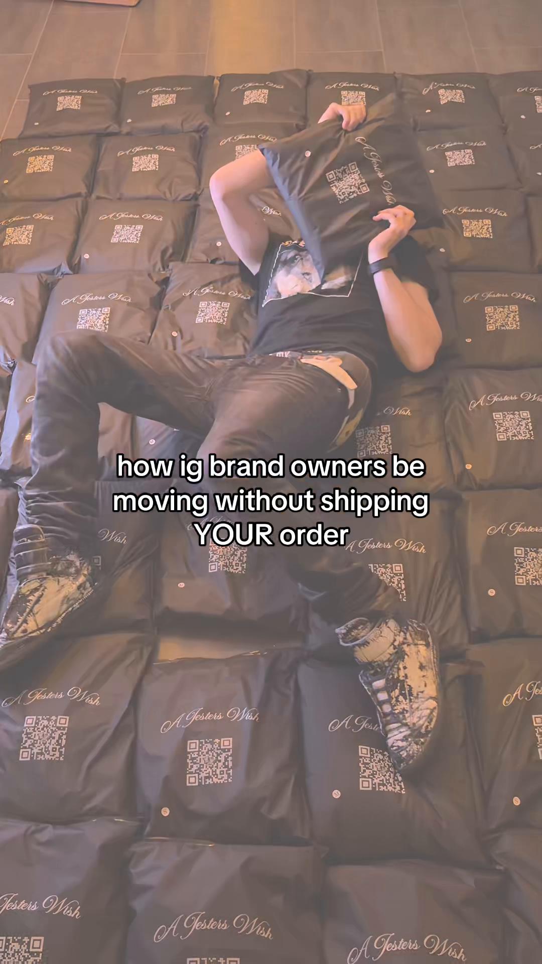 @bloodfruit ⌖