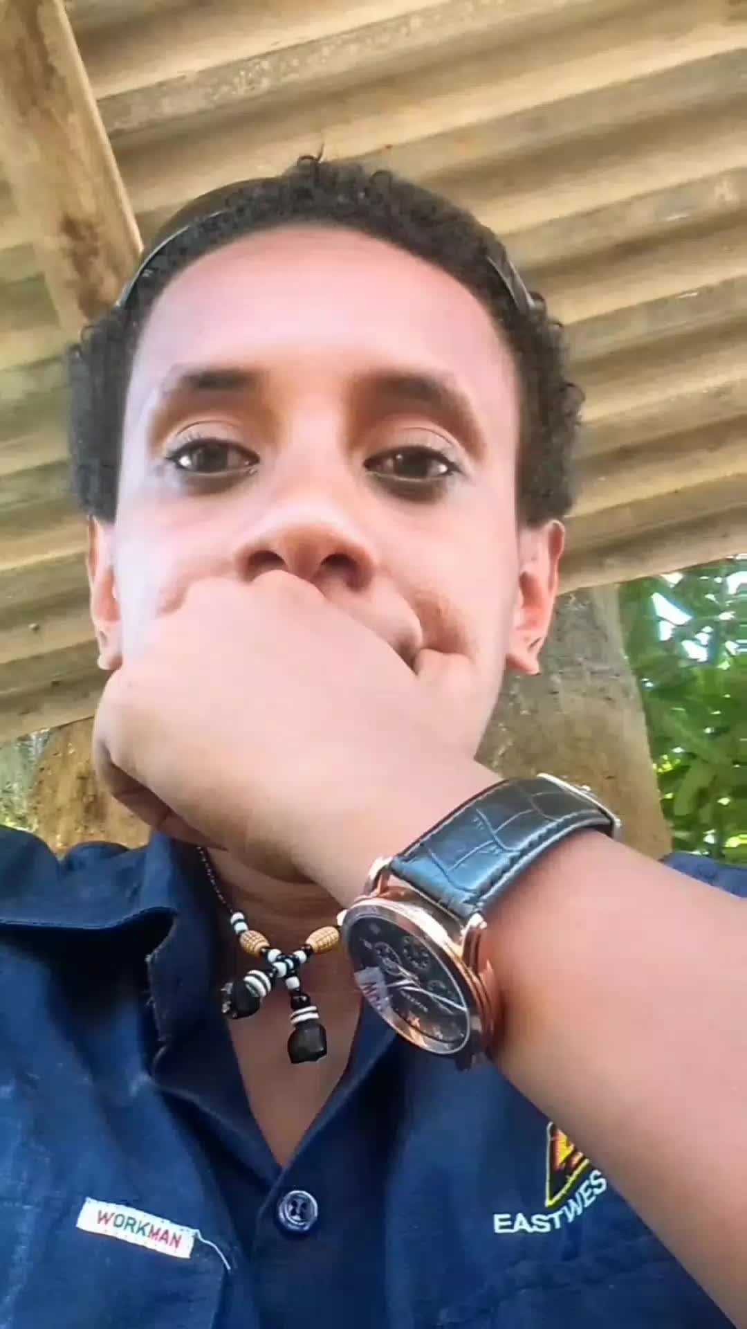 @veelollie
