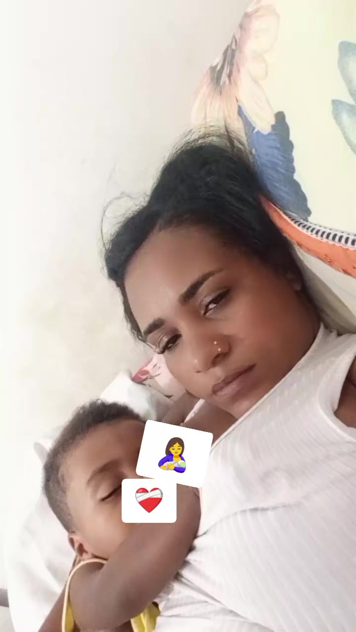 @MamãeTatiiPinheiroOfc