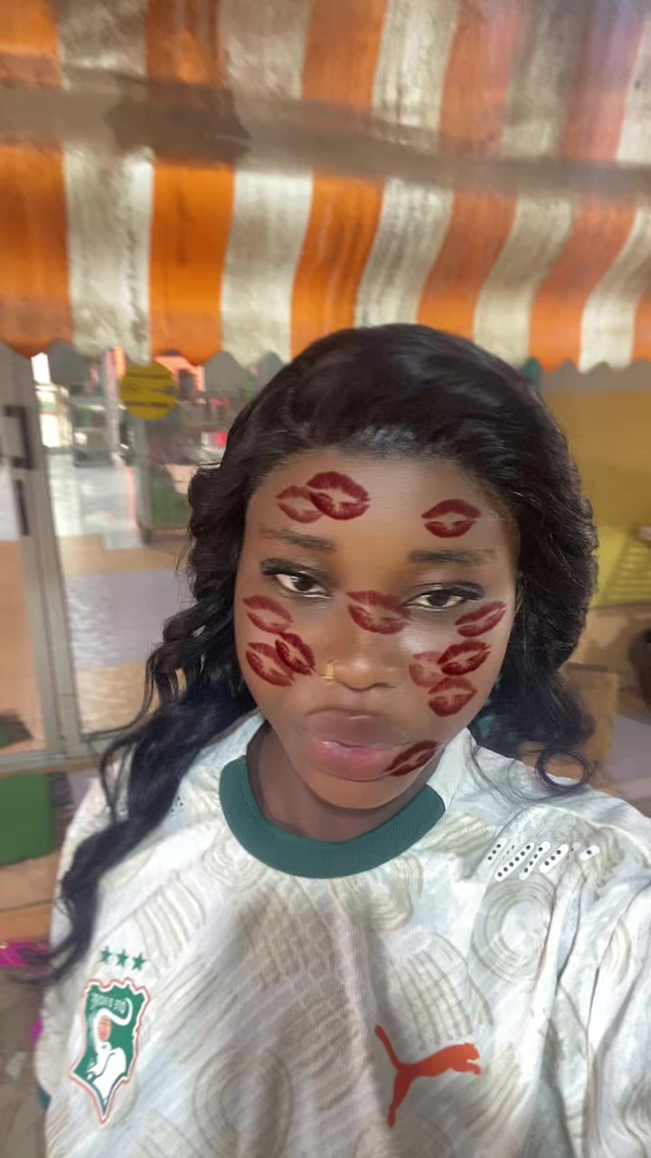 @😌noura Traor&eacute; 🫩 🤭🫦
