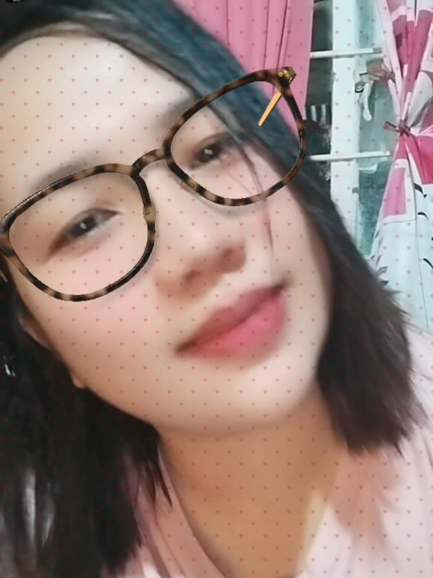 @momshie_ghie