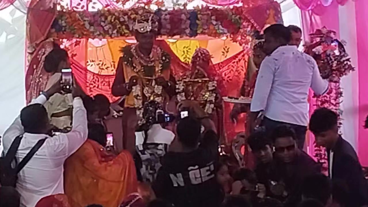 @Rakhi mahato &hearts;️&hearts;️&hearts;️
