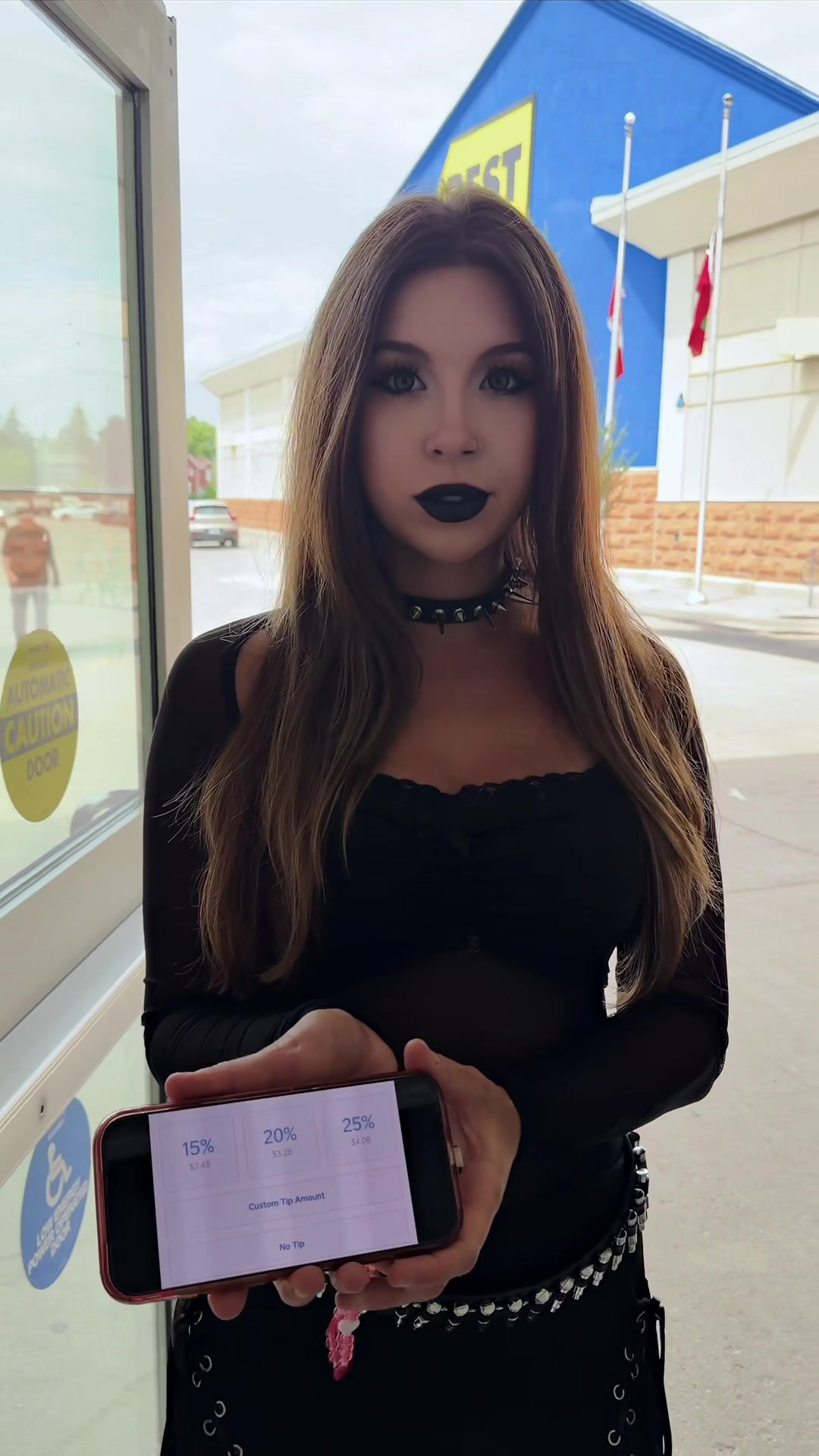 @Dessyy