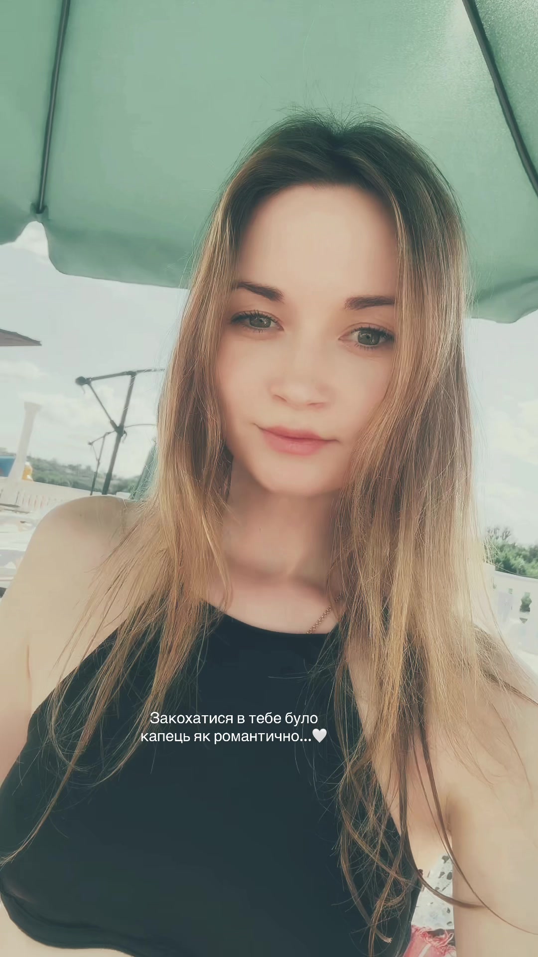 @Анюта🥰