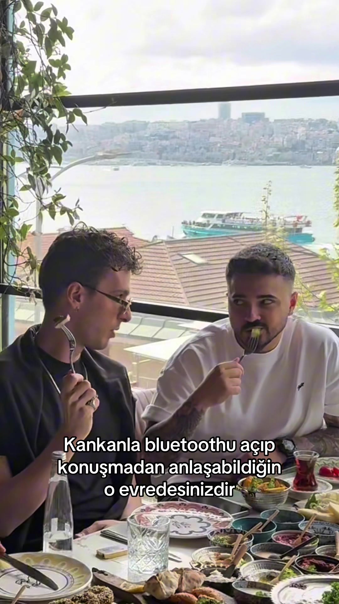 @Ege Akar