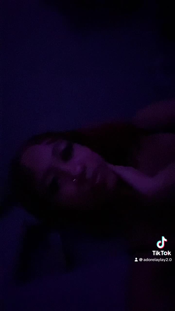@femalesmurk