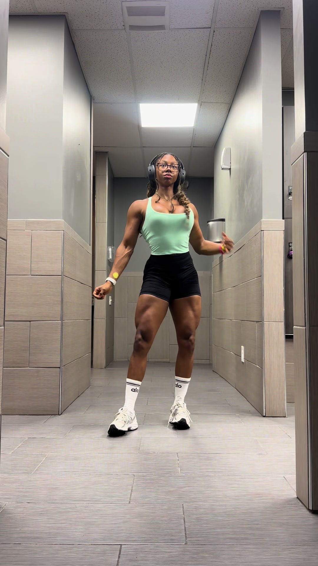 @Musclebymadison