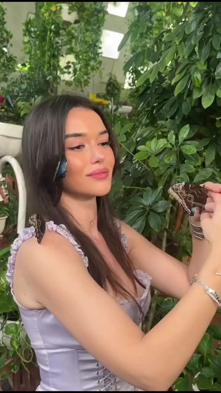 @Maria