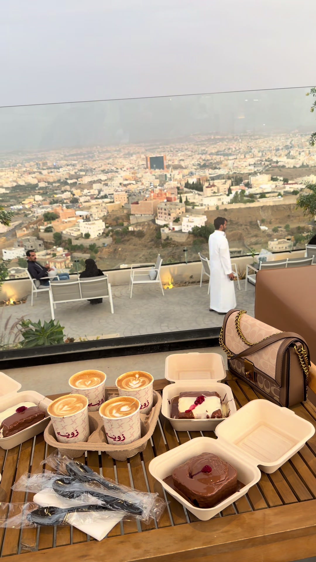 @بلوقر نورة محمد |أبها📸🍂