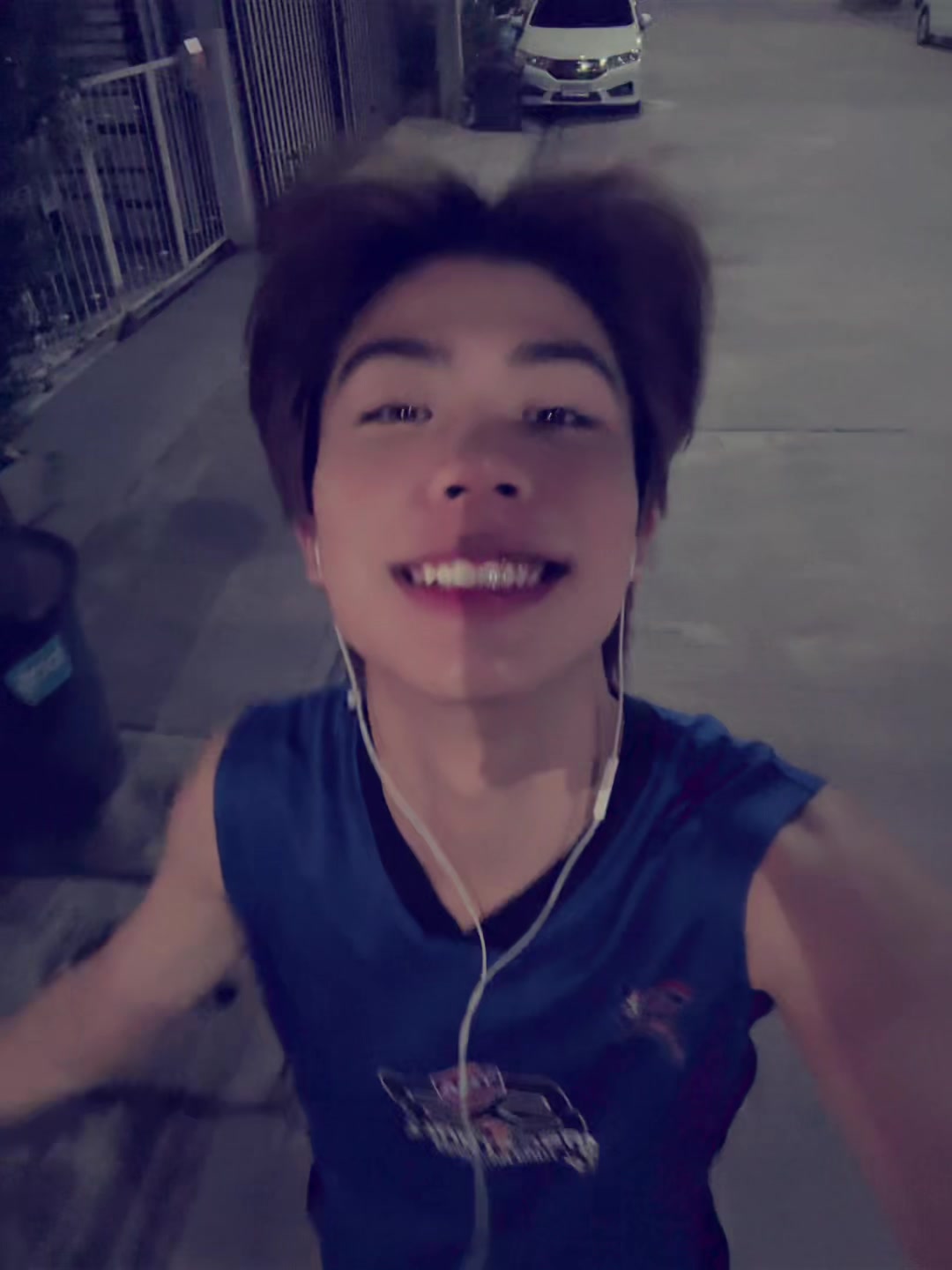 @ผมง่วงครับ