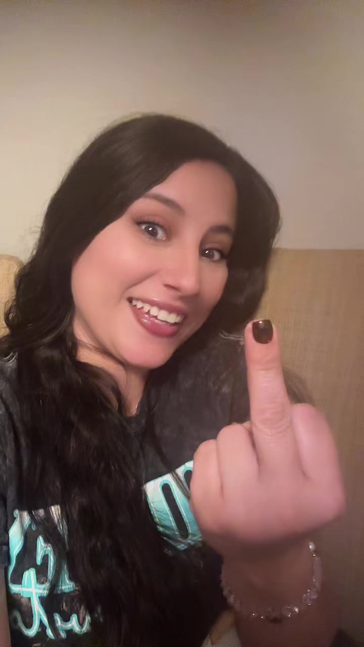 @kindynashka
